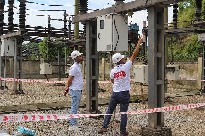 Bảo dưỡng hệ thống tủ điện trung thế, sửa rơ le bảo vệ, xử lý dò khí SF6