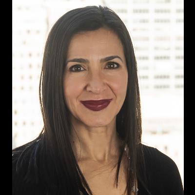 Why some brains are built for corporate – with Michelle Kluz, CEO of Stila Cosmetics Why some brains are built for corporate – with Michelle Kluz, CEO of Stila Cosmetics