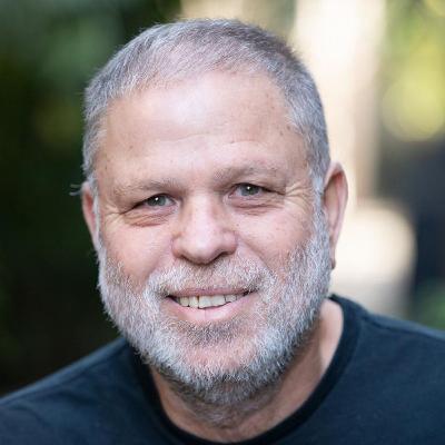 אורי שנער-אל תחיו רק פעם אחת