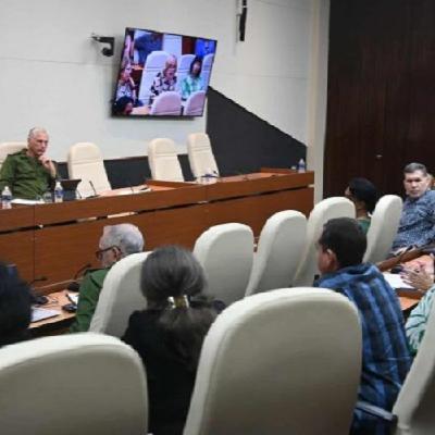 Con ciencia, Cuba enfrenta arbovirosis