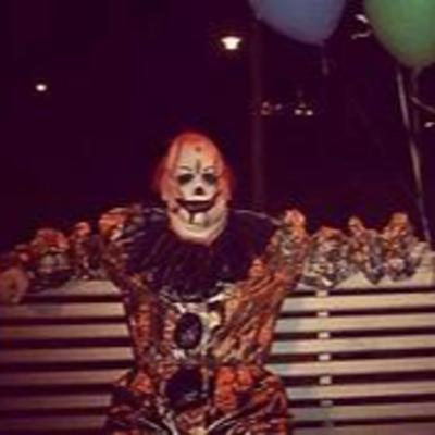 El payaso de la mecedora