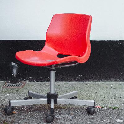 What's the Best Way to Sit? (And Other Important Questions About Work) What's the Best Way to Sit? (And Other Important Questions About Work)