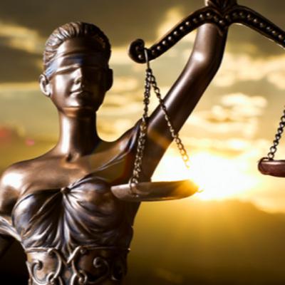 FUNDAMENTOS DE DERECHO
