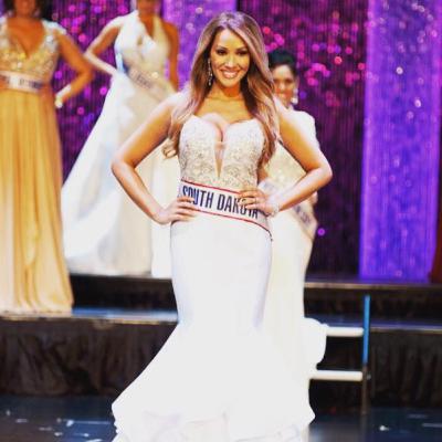 Blindside Sports with Stephanie Dinsmore  of Midwest All-Pro Wrestling