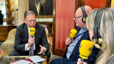 Alfredo Canteli, alcalde de Oviedo, en la SER Alfredo Canteli, alcalde de Oviedo, en la SER