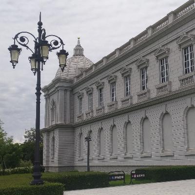 Men's room: Business or Etiquette?