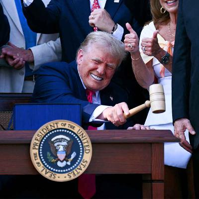 Trump 'sending offensive weapons' to Ukraine after turning against Putin & Russians assassins killed after shooting top spy in Kyiv