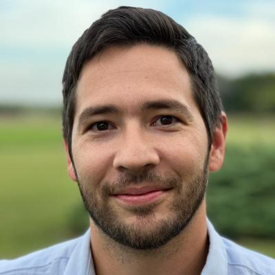 Cátedra Avícola Entrevistas - #12 Facundo Ferrari: Equipo de Servicios Veterianrios CEVA Salud Animal Cono Sur Cátedra Avícola Entrevistas - #12 Facundo Ferrari: Equipo de Servicios Veterianrios CEVA Salud Animal Cono Sur