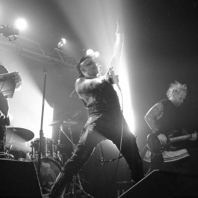 SixX Strings: Alexis Mincolla of 3TEETH