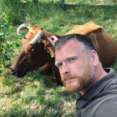 Avsnitt 30: Johan Widing på Bokeslundsgården - om ekologiskt jordbruk och sommarens värmebölja Avsnitt 30: Johan Widing på Bokeslundsgården - om ekologiskt jordbruk och sommarens värmebölja