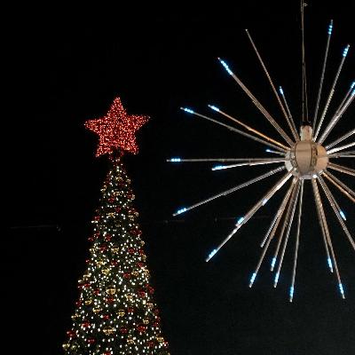 Bethlehem lights up Christmas tree amid hopes for economic recovery Bethlehem lights up Christmas tree amid hopes for economic recovery