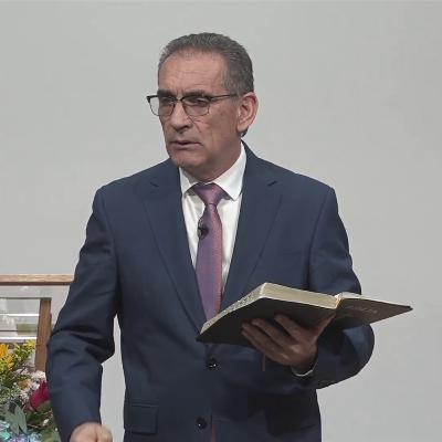 Porunci sfărâmate și... mijlocire - Valentin Dănăiață