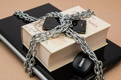 Die Privatsphäre serbelt, aber tot ist sie nicht