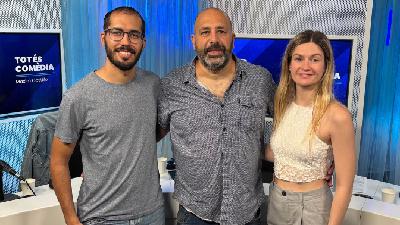 ENTREVISTA. Living los 90