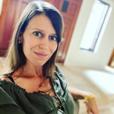 #5 : Julie Dickinson; What is a Spirit Baby? Secrets!! Intuitive readings, Conception & Homebirth of Cypress