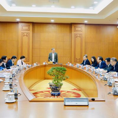 Thời sự 18h 16/12/2025:Không đùn đẩy trách nhiệm khi thực hiện chế độ, chính sách với người có công Thời sự 18h 16/12/2025:Không đùn đẩy trách nhiệm khi thực hiện chế độ, chính sách với người có công