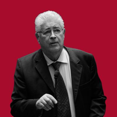 Requião: "Tem caroço debaixo desse angu" - engorda praia de Matinhos