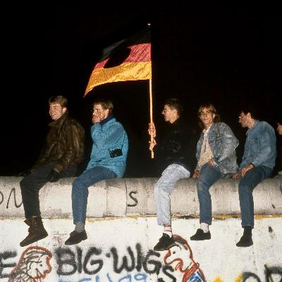 Berlin - Gedenken an den Mauer-Fall Berlin - Gedenken an den Mauer-Fall
