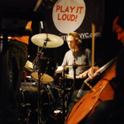 Play It Loud! with Arthur's Landing & Nomi 10/10/09