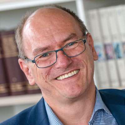 #Zurück mit Haltung oder #Zurückhaltung?