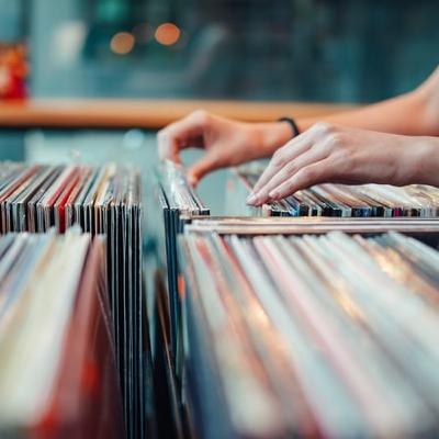 Sound familiar? Songs that sound really alike Sound familiar? Songs that sound really alike