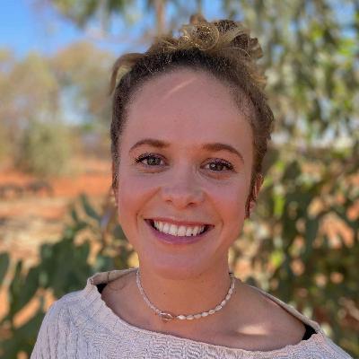 Indigenous-settler relations at work in Uluru-Kata Tjuta National Park’s tourism industry Indigenous-settler relations at work in Uluru-Kata Tjuta National Park’s tourism industry