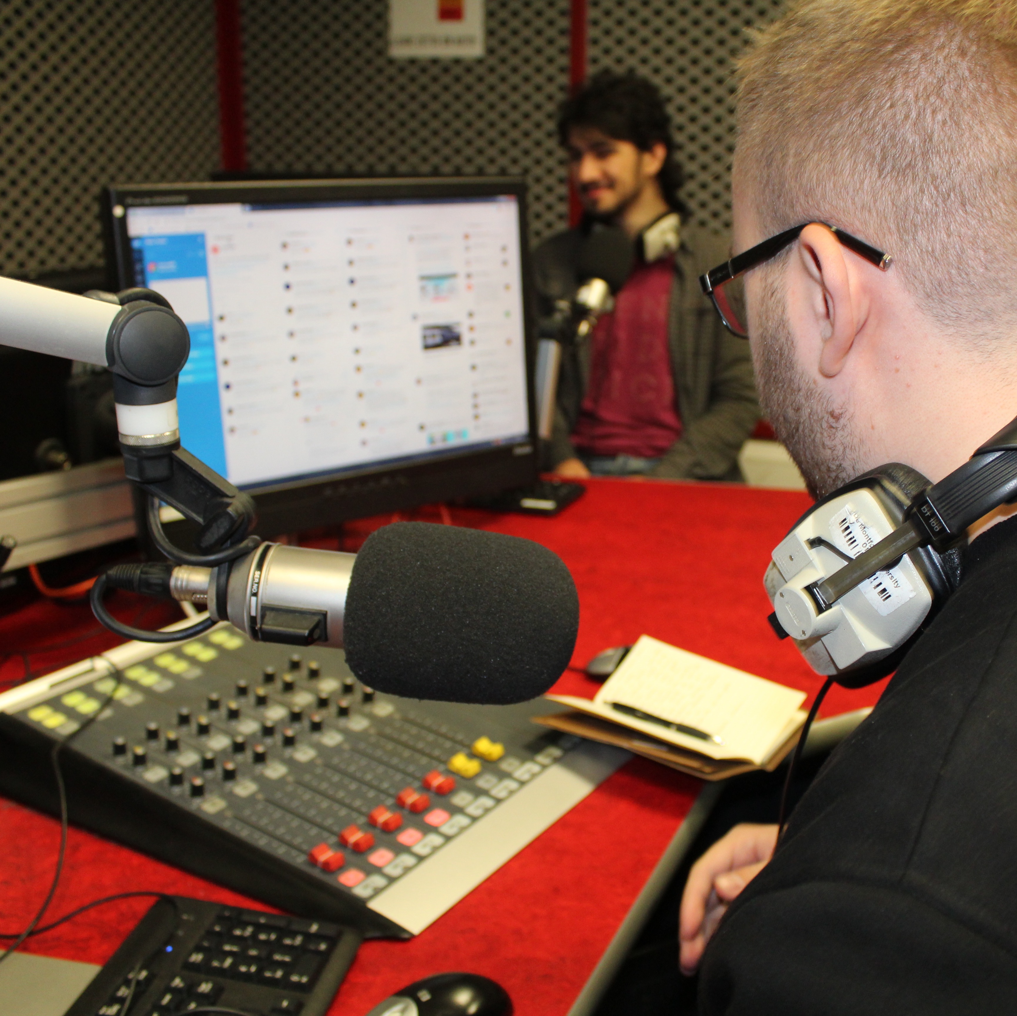 DemonFM Outermission
