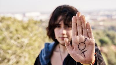 La UAB impulsa un taller per ajudar els homes a detectar actituds sexistes invisibles