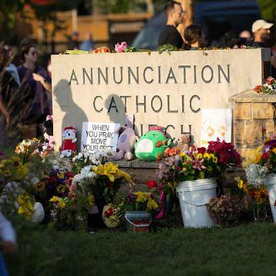 Do mass shootings begin online?