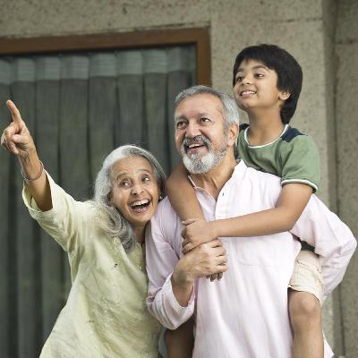 வாடகை தாத்தா பாட்டி