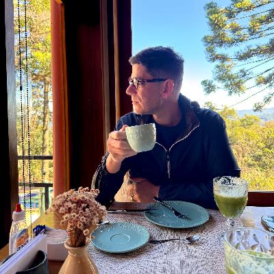 Rodrigo Rasina #110| Adrenalina: O hormônio da Urgência. Rodrigo Rasina #110| Adrenalina: O hormônio da Urgência.