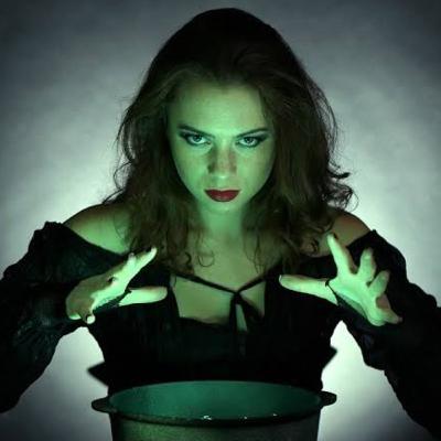 Nesse podcast trago uma mãe contando algumas experiências sobrenaturais que tivera com seus filhos.