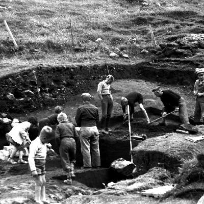 Átta víkingagravir staðfestar í Føroyum