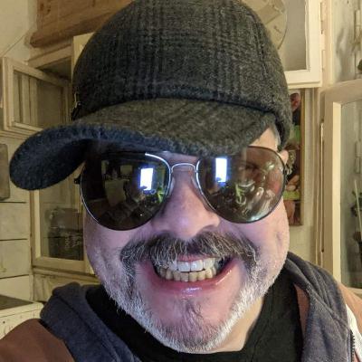 Amüsant die gelbe Fabrik ausgehalten. Amüsant die gelbe Fabrik ausgehalten.