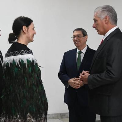Díaz-Canel a once nuevos embajadores: «Cuba apoyará el éxito de su misión» Díaz-Canel a once nuevos embajadores: «Cuba apoyará el éxito de su misión»