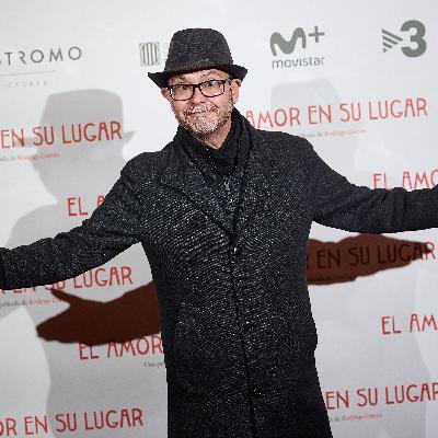 El prólogo del último libro de Arturo González Campos está escrito por ChatGPT: "Me dijeron que no iba a aparecer en portada"