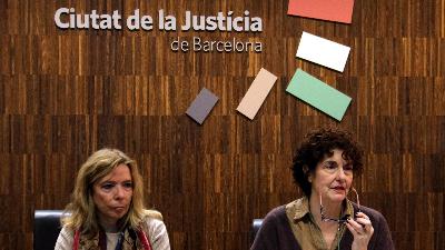 La fiscalia alerta de l'increment d'estafes a persones grans i vulnerables a Barcelona La fiscalia alerta de l'increment d'estafes a persones grans i vulnerables a Barcelona