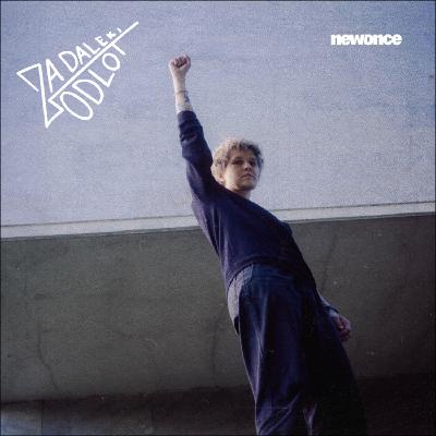 ZAMILSKA: Garaż z widokiem na morze