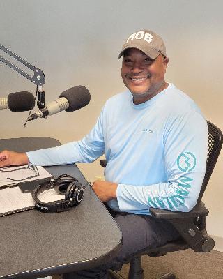 John Mr Mobile Young Guest Hosts - Midday Mobile - 10-17-25