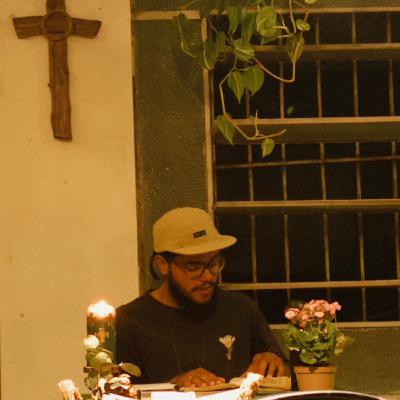 Em meio à tempestade | Victor Albuquerque