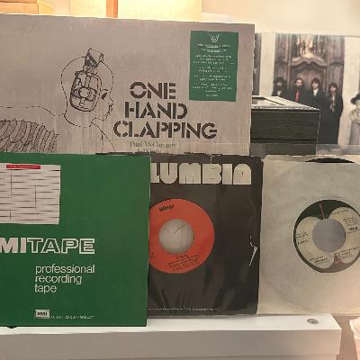 Record #38: One Hand Clapping (pt. 2) and Singles #6 and #7: Hi Hi Hi/C Moon and Helen Wheels/Country Dreamer Record #38: One Hand Clapping (pt. 2) and Singles #6 and #7: Hi Hi Hi/C Moon and Helen Wheels/Country Dreamer