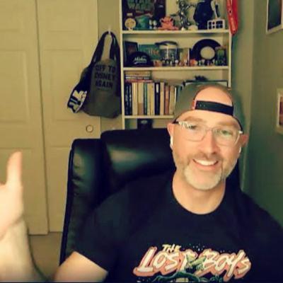 The Disney Dudes Podcast - Break Bread with Dads Love Disney🍞🍞