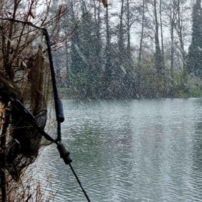 BRUTAL Northerly Winds & Freezing Nights! Winter Carp Tactics Put to the Test ❄️🎣)