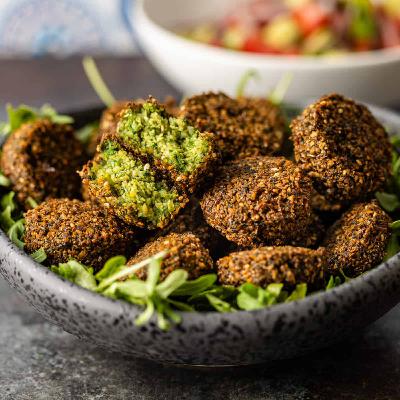 Episode 16 - Early Morning Murder, Late Night Falafel Episode 16 - Early Morning Murder, Late Night Falafel