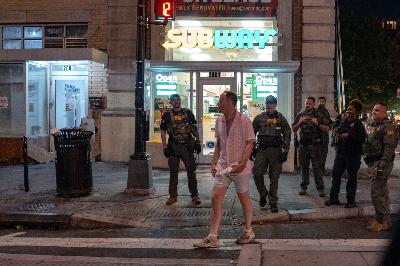 Subway sandwich thrower found not guilty in D.C. jury rebuke Subway sandwich thrower found not guilty in D.C. jury rebuke