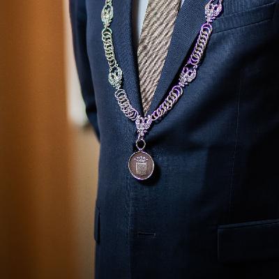 #205 - Achter de ambtsketen #205 - Achter de ambtsketen