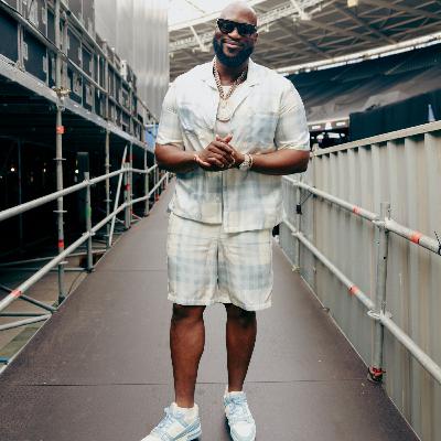 Live Set From LIT House London Mixed BY Spaceship Billy Hosted by MC quads