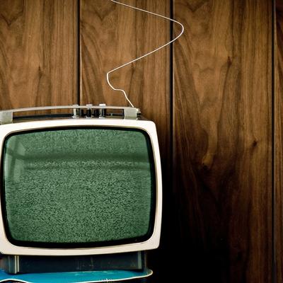 Tús Áite: Mír na Meán Tús Áite: Mír na Meán