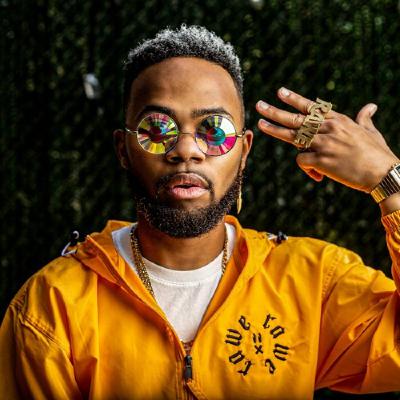 DEVVON TERRELL connects with HIPOPSINCE1987 and reveals his genius
