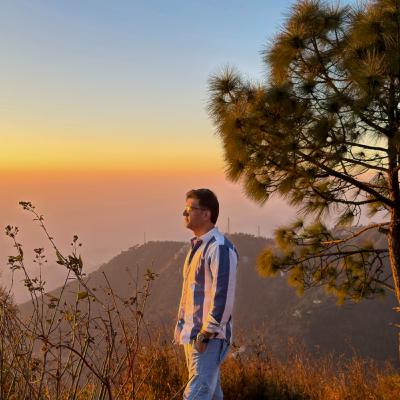 Apna koi tera, na paraya koi mera